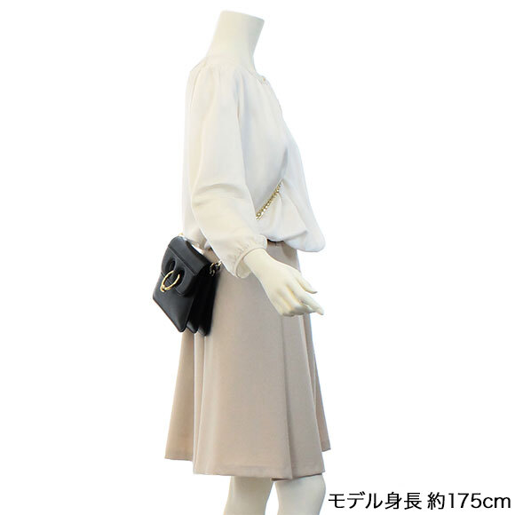 JW ANDERSON(ジェイ ダブリュー アンダーソン)ピアスバッグ | 商品詳細 