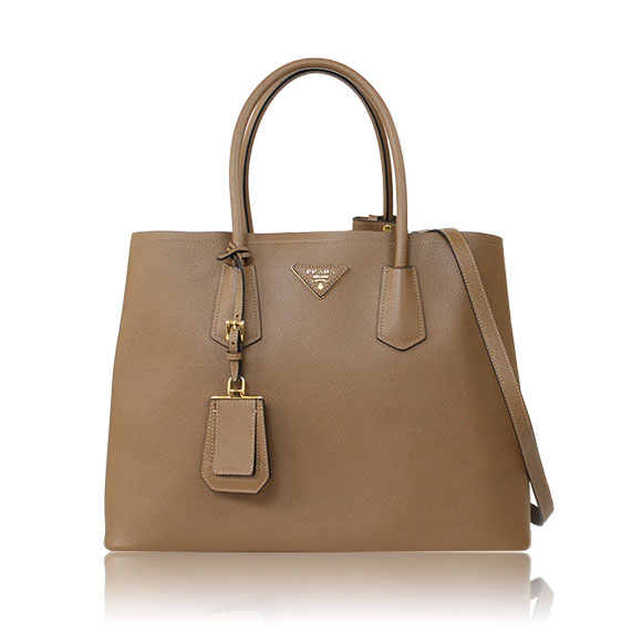 PRADA サフィアーノキュイール 