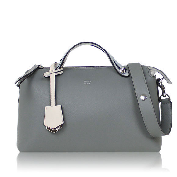 FENDI バイザウェイミディアム 