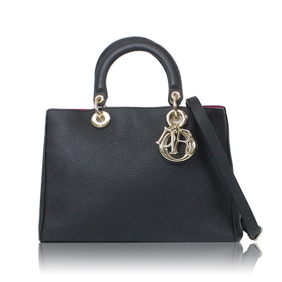 Dior ディオリッシモ 32 x22 x11cm(幅 x 高さ x マチ)