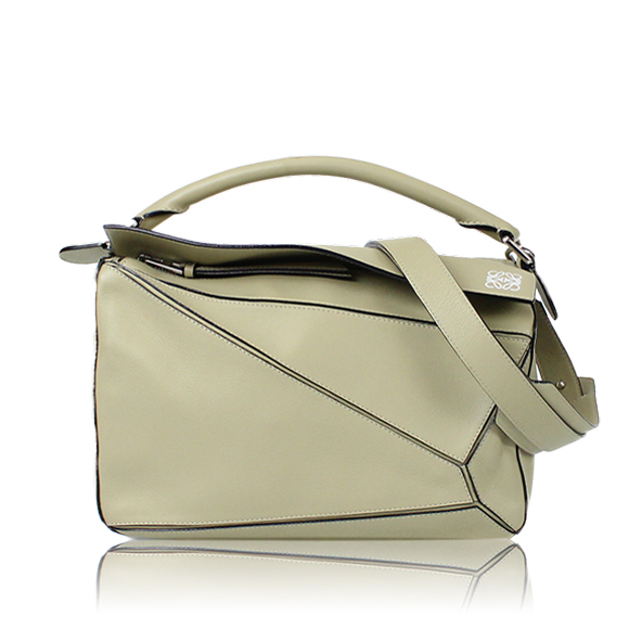 LOEWE パズルバッグ 