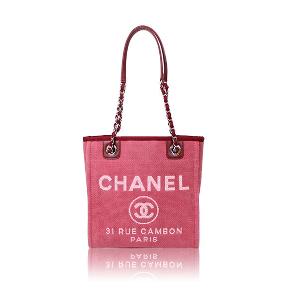 CHANEL ドーヴィルPM 25 x25 x10cm(幅 x 高さ x マチ)