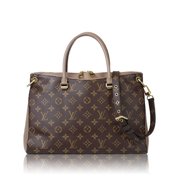 LOUIS VUITTON パラス 33 x24 x13cm(幅 x 高さ x マチ)