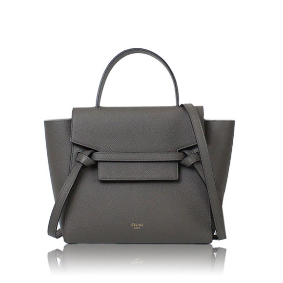 CELINE ベルトバッグナノ 20 x17 x11cm(幅 x 高さ x マチ)