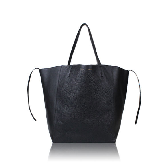 CELINE カバファントム 27 x34 x20cm(幅 x 高さ x マチ)