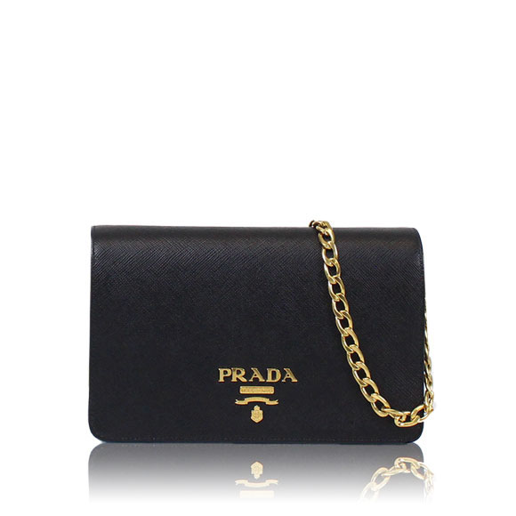 PRADA サフィアーノチェーンウォレット 18&nbsp;x11&nbsp;x5cm(幅&nbsp;x 高さ&nbsp;x マチ)