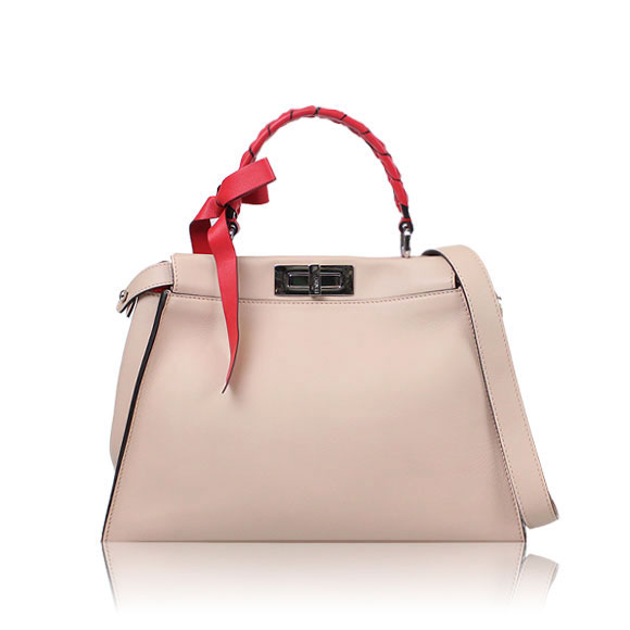 FENDI ピーカブー 