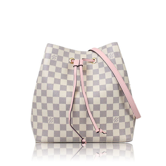 LOUIS VUITTON ネオノエ 