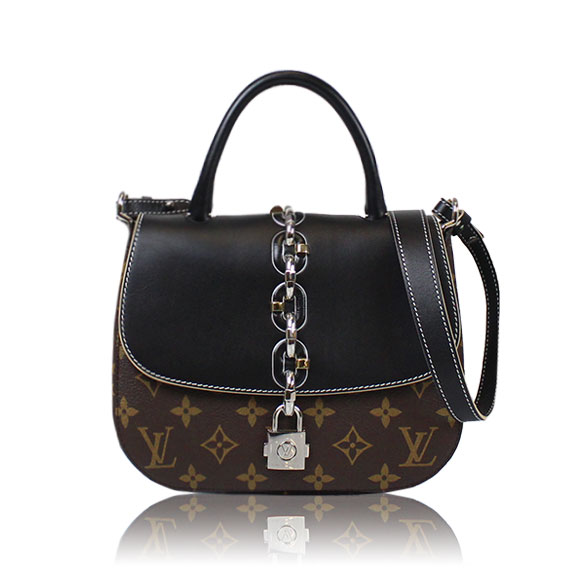 LOUIS VUITTON チェーンイットPM 