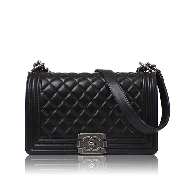CHANEL ボーイシャネル 25&nbsp;x15&nbsp;x8cm(幅&nbsp;x 高さ&nbsp;x マチ)