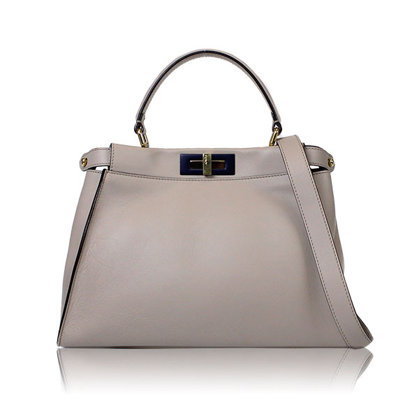 FENDI ピーカブー 