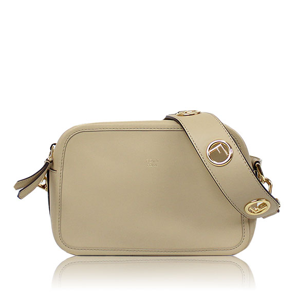 FENDI キャムショルダーバッグ 