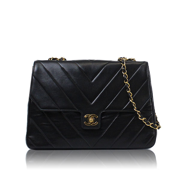 CHANEL チェーンショルダーバッグ 27 x19 x9cm(幅 x 高さ x マチ)