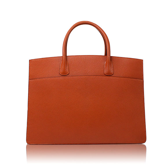 HERMES ホワイトバスGM 39&nbsp;x27&nbsp;x13cm(幅&nbsp;x 高さ&nbsp;x マチ)