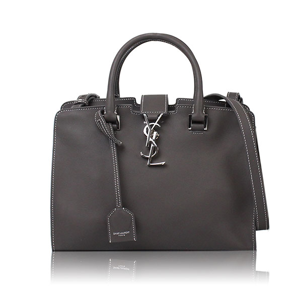 SAINT LAURENT ベイビーカバス 26&nbsp;x17&nbsp;x11cm(幅&nbsp;x 高さ&nbsp;x マチ)
