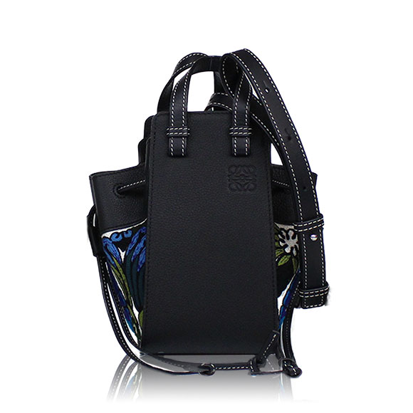 LOEWE ハンモックドローストリングミニ 