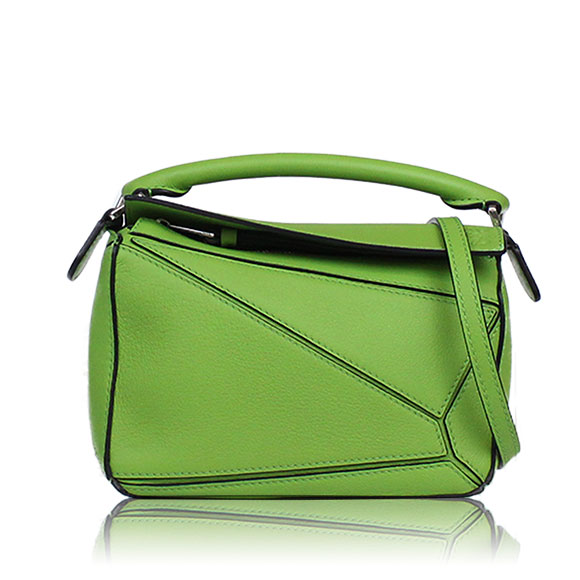 LOEWE パズルバッグミニ 17&nbsp;x12&nbsp;x7cm(幅&nbsp;x 高さ&nbsp;x マチ)