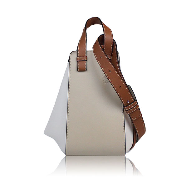 LOEWE ハンモックスモール 26 x23 x14cm(幅 x 高さ x マチ)