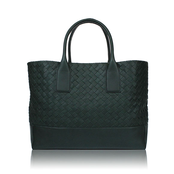 BOTTEGA VENETA カバ 40&nbsp;x31&nbsp;x15cm(幅&nbsp;x 高さ&nbsp;x マチ)