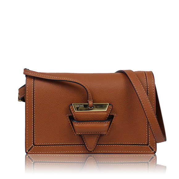 LOEWE バルセロナスモール 19&nbsp;x11&nbsp;x5cm(幅&nbsp;x 高さ&nbsp;x マチ)