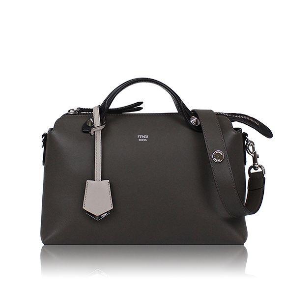 FENDI バイザウェイミディアム 26&nbsp;x17&nbsp;x12cm(幅&nbsp;x 高さ&nbsp;x マチ)