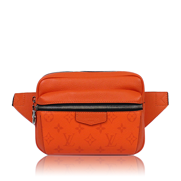 LOUIS VUITTON バムバッグアウトドア 21 x15 x5cm(幅 x 高さ x マチ)