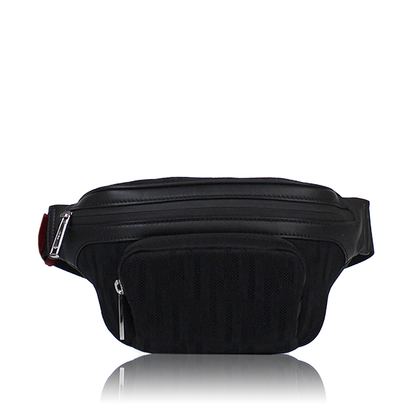FENDI ベルトバッグ 22 x14 x6cm(幅 x 高さ x マチ)