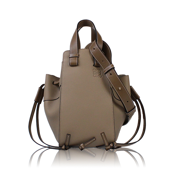 LOEWE ハンモックドローストリングスモール 24 x25 x14cm(幅 x 高さ x マチ)