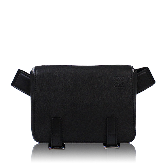 LOEWE ミリタリーバムバッグ 19&nbsp;x14&nbsp;x4cm(幅&nbsp;x 高さ&nbsp;x マチ)