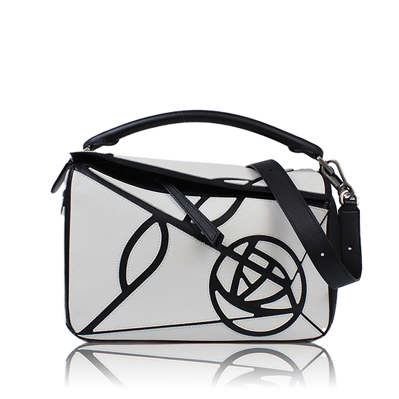 LOEWE パズルバッグ 