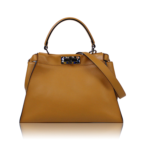 FENDI ピーカブー 