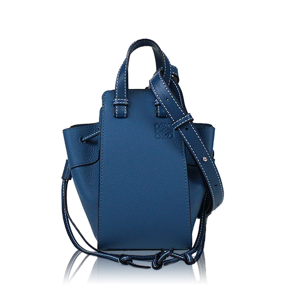 LOEWE ハンモックドローストリングミニ 