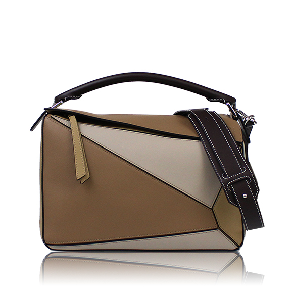LOEWE パズルバッグ 28&nbsp;x18&nbsp;x12cm(幅&nbsp;x 高さ&nbsp;x マチ)