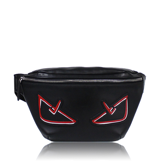 FENDI バグズベルトバッグ 17 x17 x4cm(幅 x 高さ x マチ)