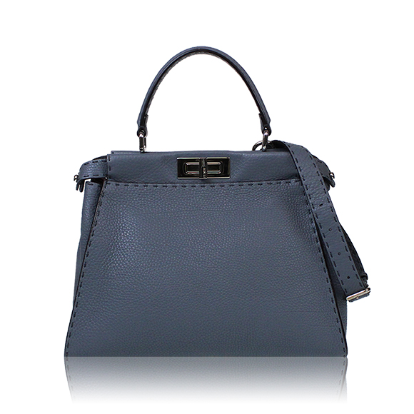 FENDI ピーカブー 