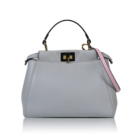 FENDI ミニピーカブー 