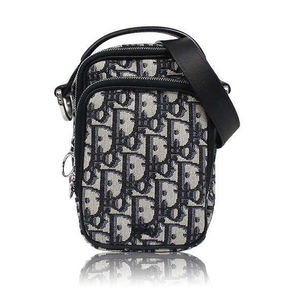 Dior ショルダーポーチ 10 x15 x5cm(幅 x 高さ x マチ)