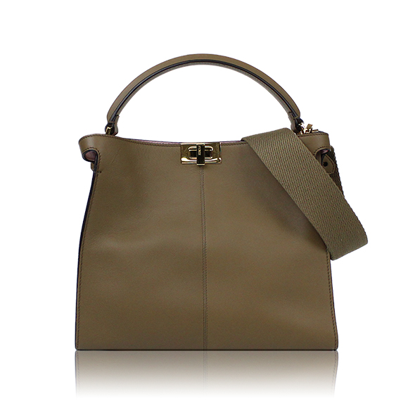 FENDI ピーカブーエックスライト 