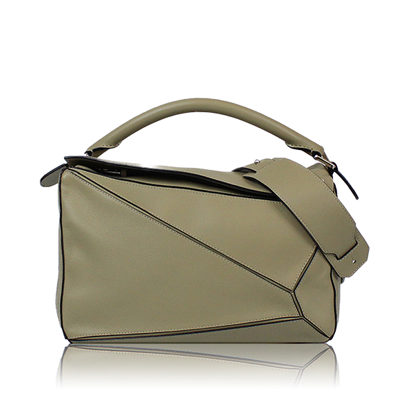 LOEWE パズルバッグ 