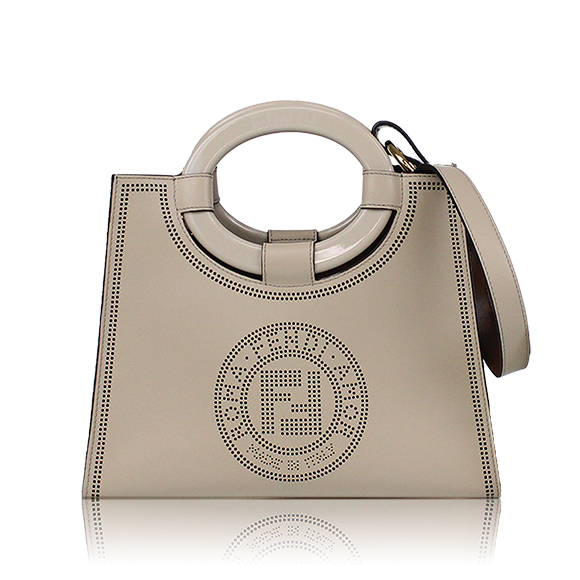 FENDI ラナウェイ 