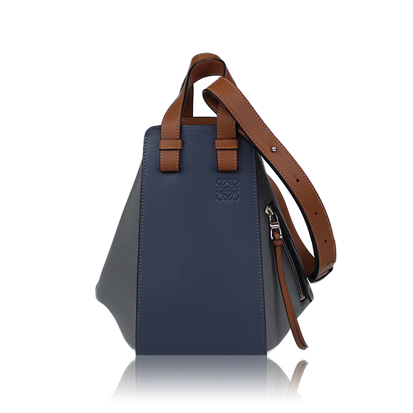 LOEWE ハンモックスモール 25&nbsp;x24&nbsp;x14cm(幅&nbsp;x 高さ&nbsp;x マチ)