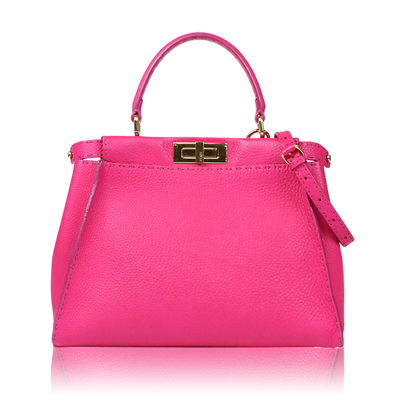 FENDI ピーカブー 
