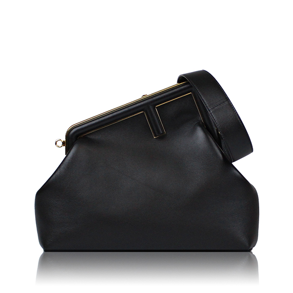 FENDI ファーストミディアム 