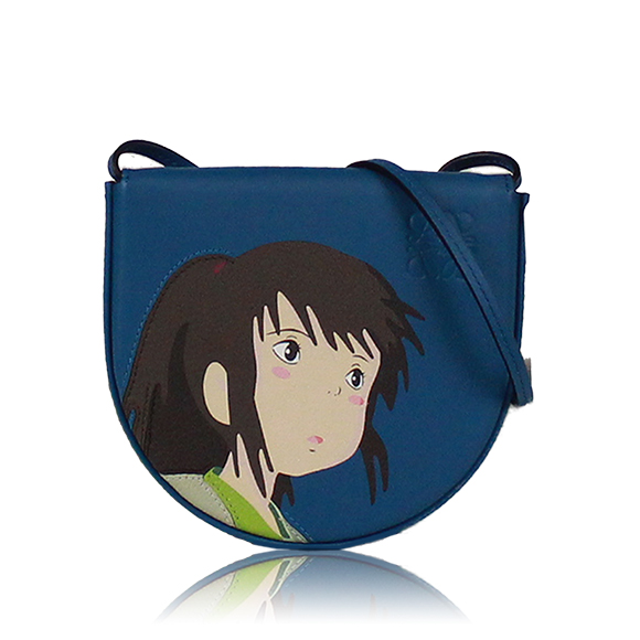 LOEWE ヒールスモールポーチ 12 x11 x2cm(幅 x 高さ x マチ)