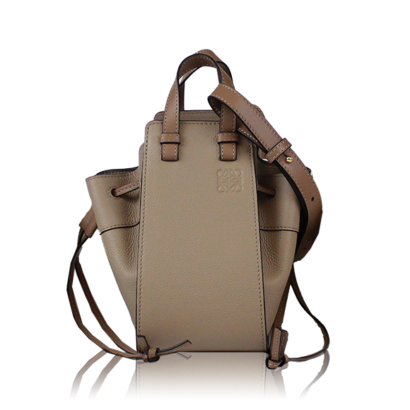 LOEWE（ロエベ）ハンモックドローストリングミニ