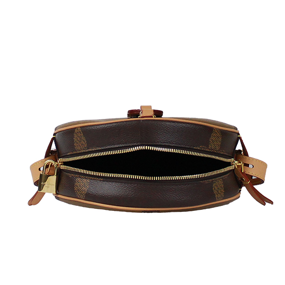 LOUIS VUITTON（ルイ・ヴィトン）ボワットシャポースープル