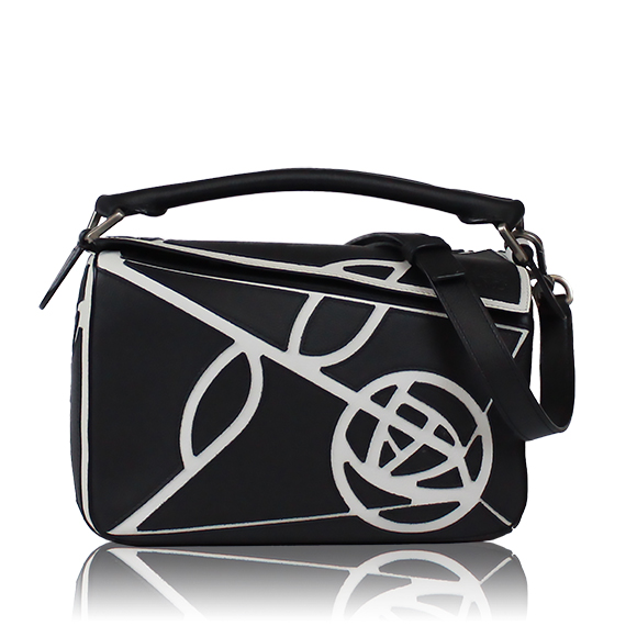 LOEWE パズルバッグ 