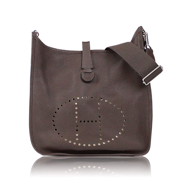 HERMES エヴリンⅢGM 31 x32 x9cm(幅 x 高さ x マチ)