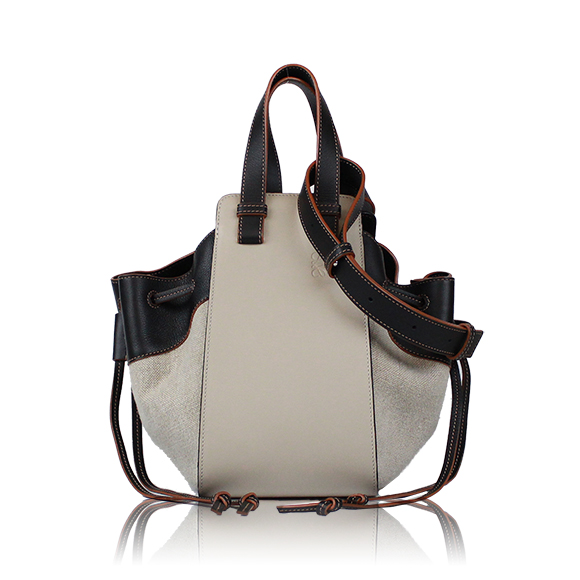 LOEWE ハンモックドローストリングスモール 23 x25 x14cm(幅 x 高さ x マチ)