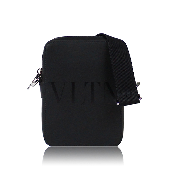 VALENTINO(ヴァレンティノ)|海外ブランドの人気&最新バッグ VALENTINO(ヴァレンティノ)|海外ブランドの人気&最新バッグ